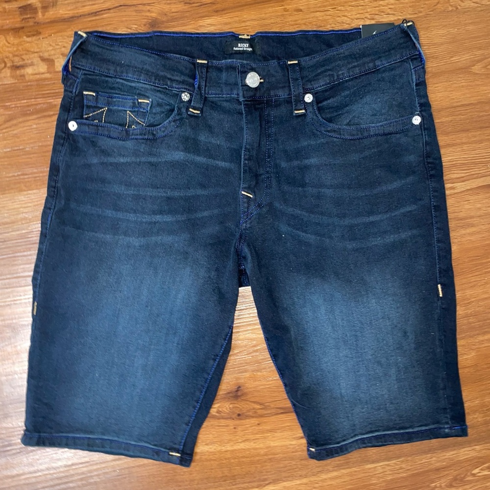NWT TRUE RELIGION 36 Men’s Jean Shorts